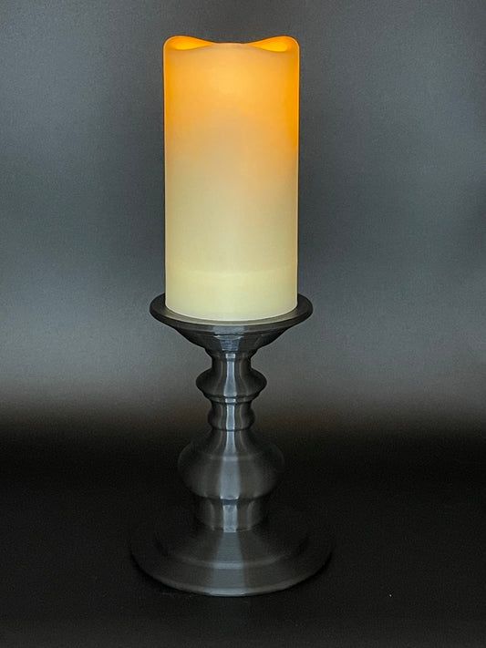 Classic Pillar Candle Holder: Elegant Home Decor (4.5x3.5)